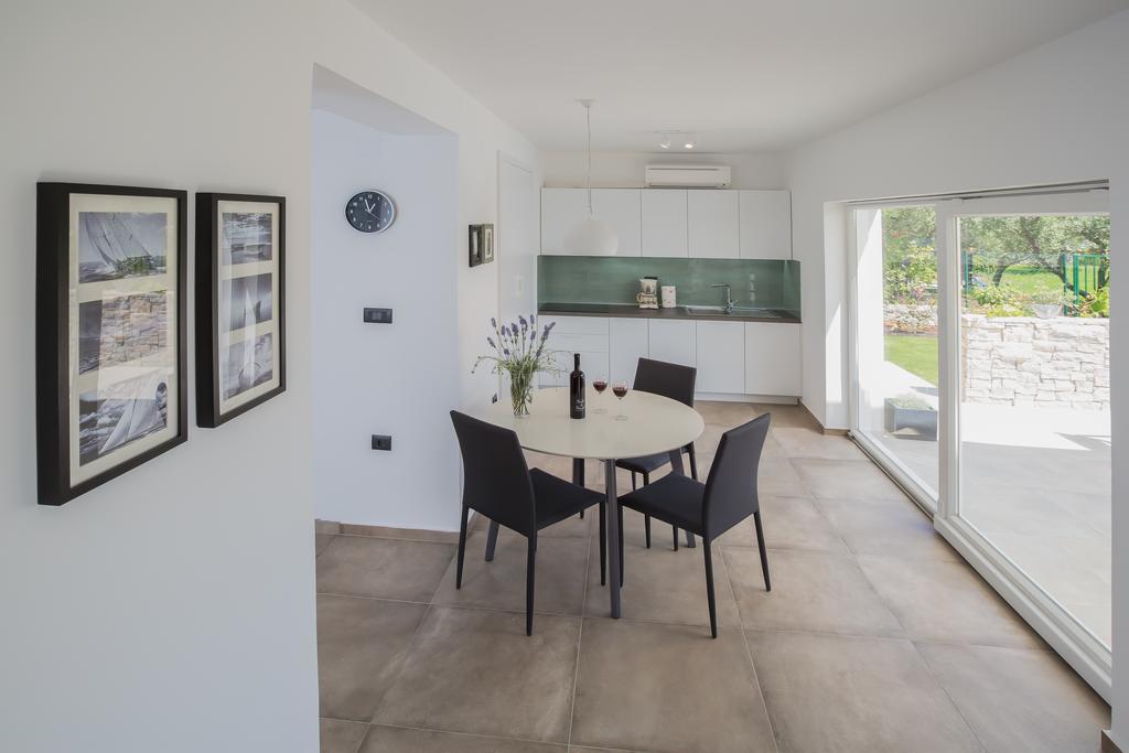 Salt & Sand Villa Kornić Екстериор снимка