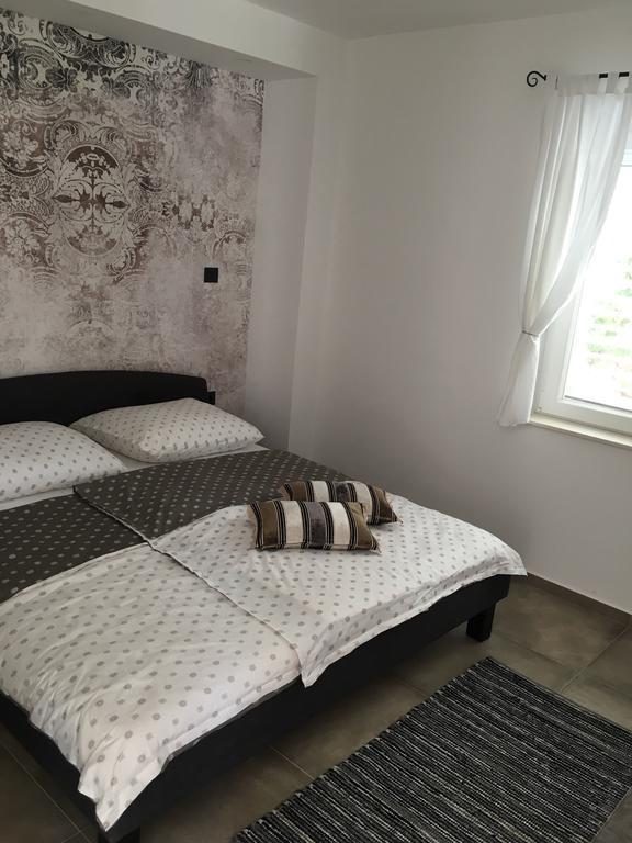 Salt & Sand Villa Kornić Екстериор снимка
