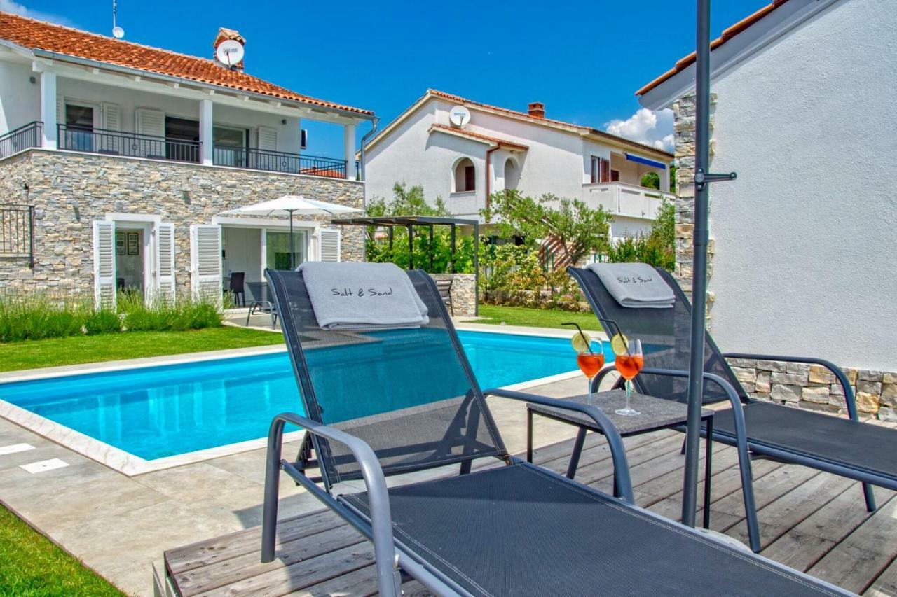 Salt & Sand Villa Kornić Екстериор снимка