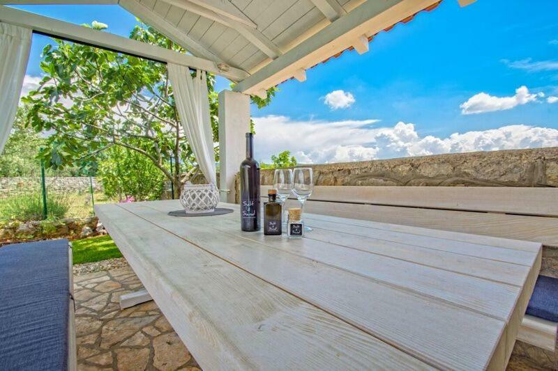 Salt & Sand Villa Kornić Екстериор снимка